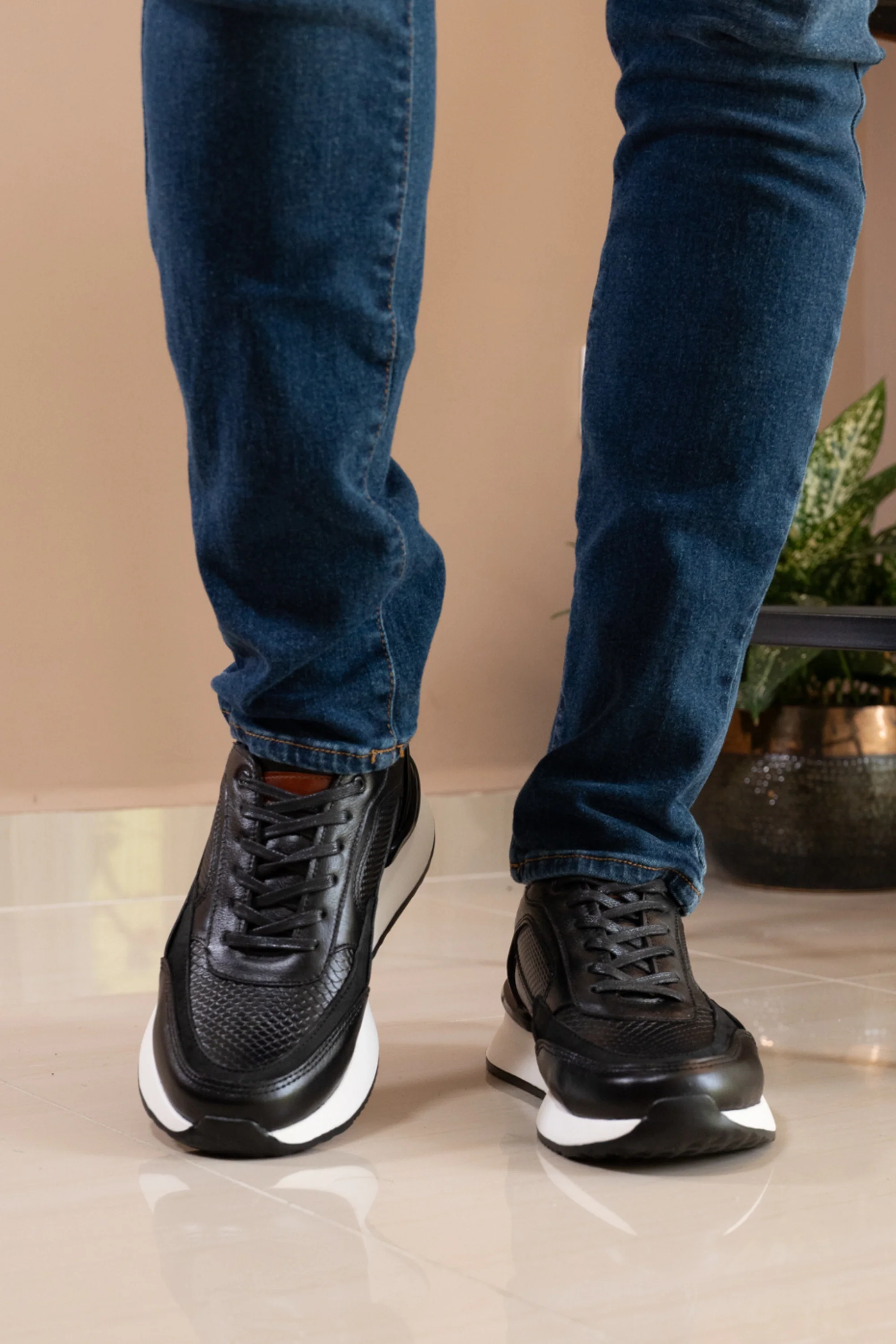 TENIS PARA HOMBRE EN CUERO NEGRO  REF: VERONA 3205 - Image 5