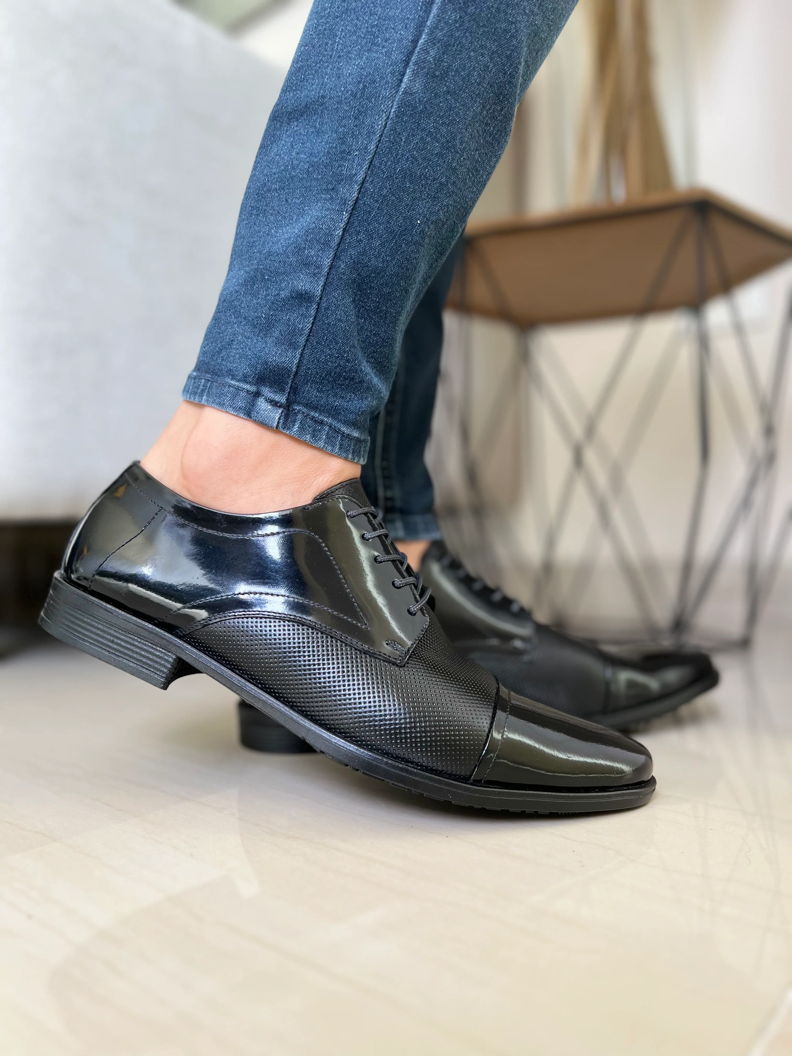 ZAPATO CLASICO LETSIE DE CUERO NEGRO PARA HOMBRE / REF:3215 - Image 3